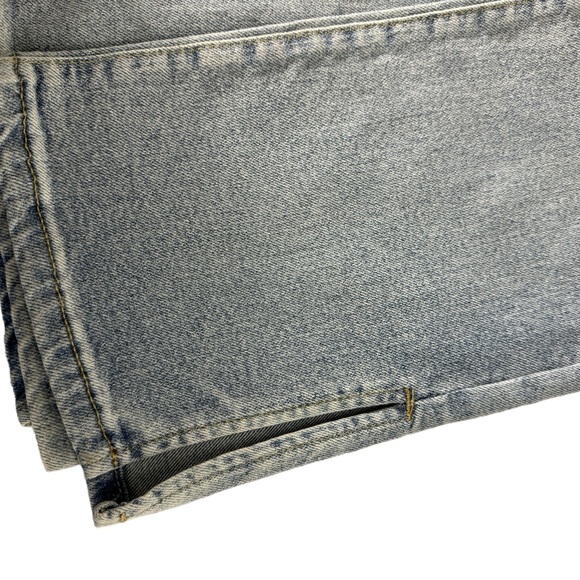 Brand new Guess jeans high waisted strait leg light wash size 26 - Picture 5 of 6